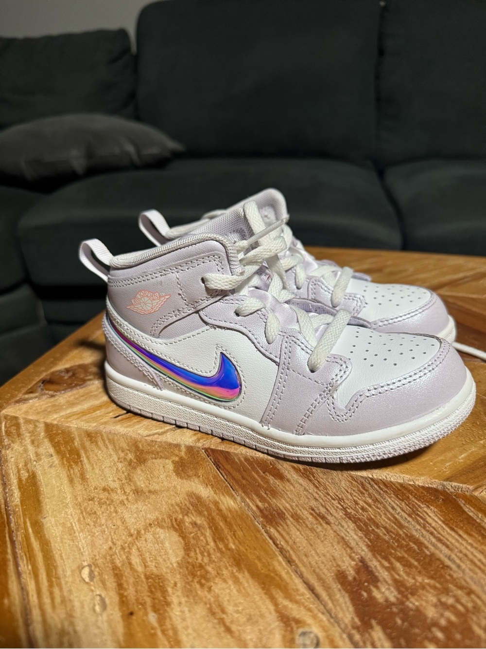 Nike Kids White & Light Purple Mid-Top Sneakers with Iridescent Swoosh